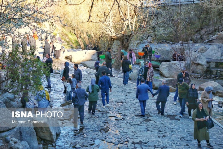 طبیعت بهاری گنج نامه همدان
