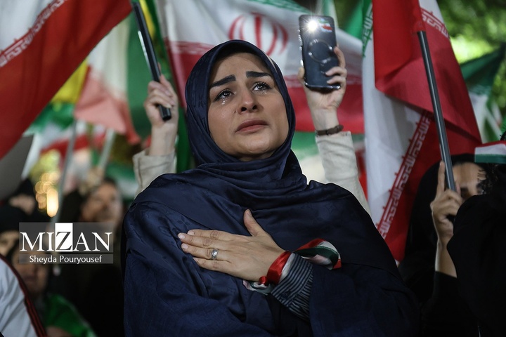 اجرای زنده نقاشی حسن روح‌الامین در میدان تجریش