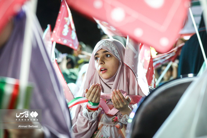 اولین جشن تشرف (تکلیف) کف خیابان