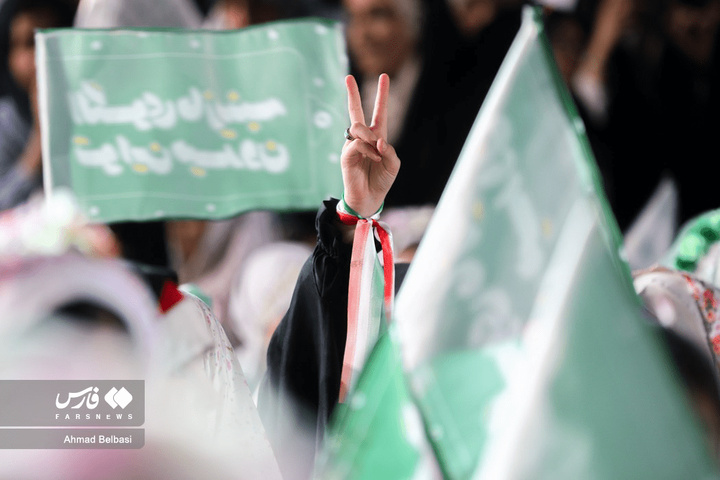 اولین جشن تشرف (تکلیف) کف خیابان