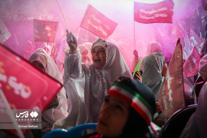اولین جشن تشرف (تکلیف) کف خیابان