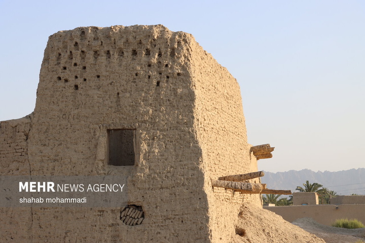 قلعه تاریخی «دزک» سراوان؛ روایتگر تاریخ بلوچستان