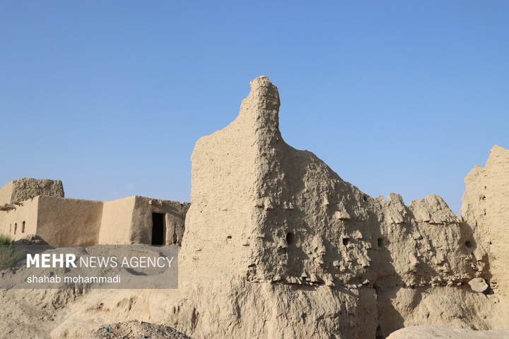 قلعه تاریخی «دزک» سراوان؛ روایتگر تاریخ بلوچستان