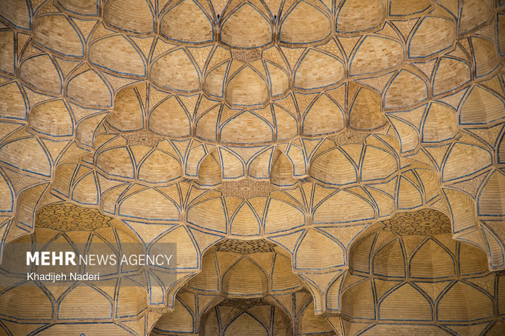 مسجدجامع عتیق اصفهان، شکوه معماری ایرانی