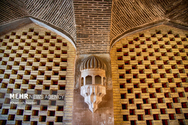 مسجدجامع عتیق اصفهان، شکوه معماری ایرانی