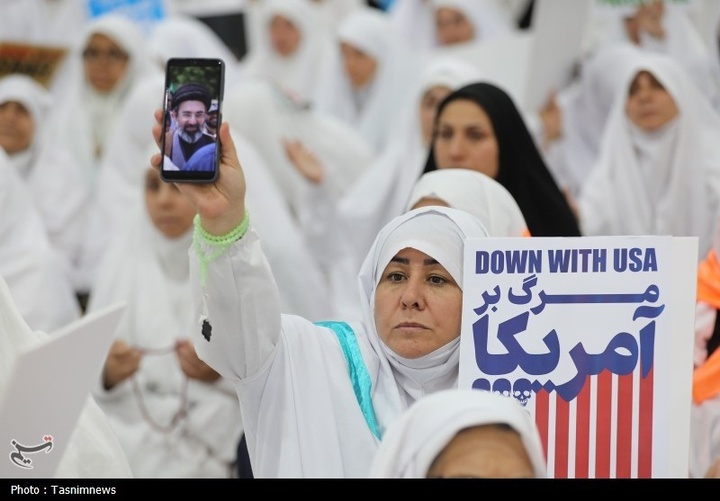 مراسم برائت از مشرکین در صحرای عرفات