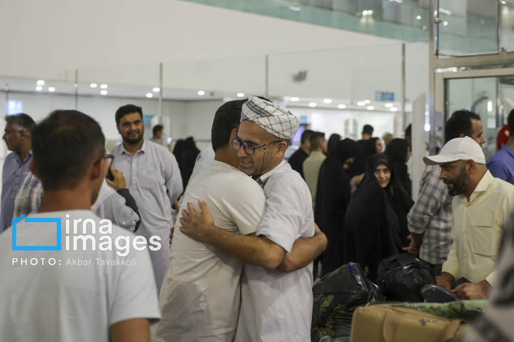نخستین پرواز بازگشت حجاج به کشور