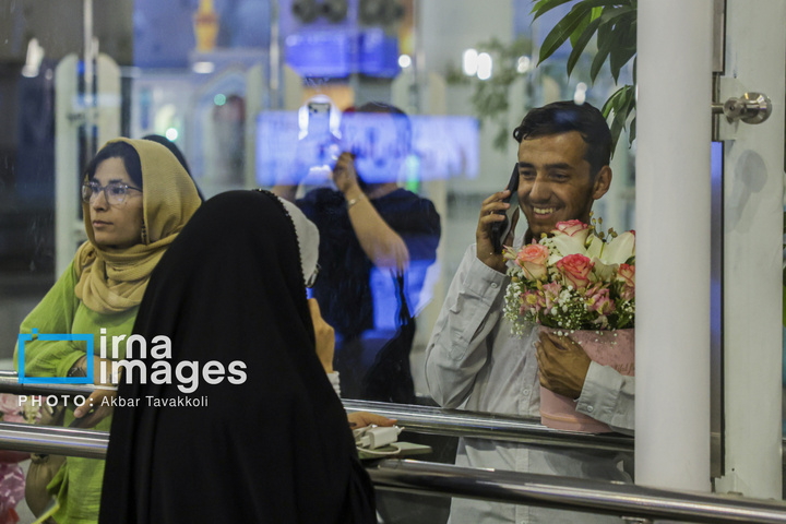 نخستین پرواز بازگشت حجاج به کشور