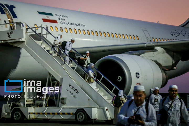 آیین «قارشیلاماق حاجی‌لاردان»