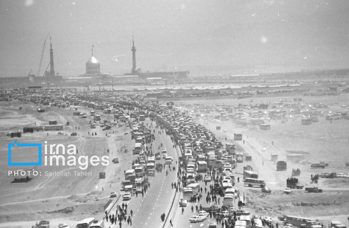 عکس‌های منتشرنشده از نخستین سالگرد ارتحال امام خمینی (ره) خرداد ۱۳۶۹