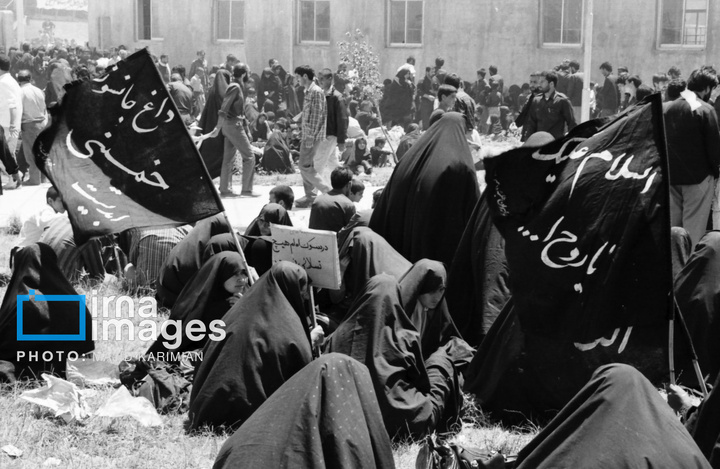 عکس‌های منتشرنشده از نخستین سالگرد ارتحال امام خمینی (ره) خرداد ۱۳۶۹