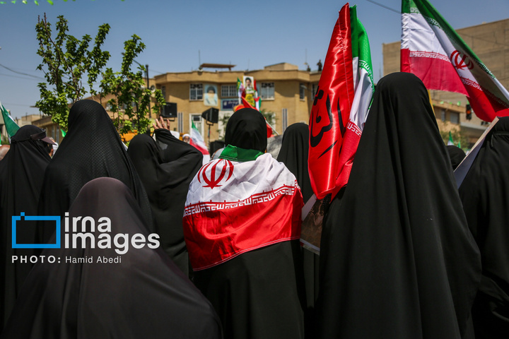 راهپیمایی گرامیداشت قیام ۱۵ خرداد در قم