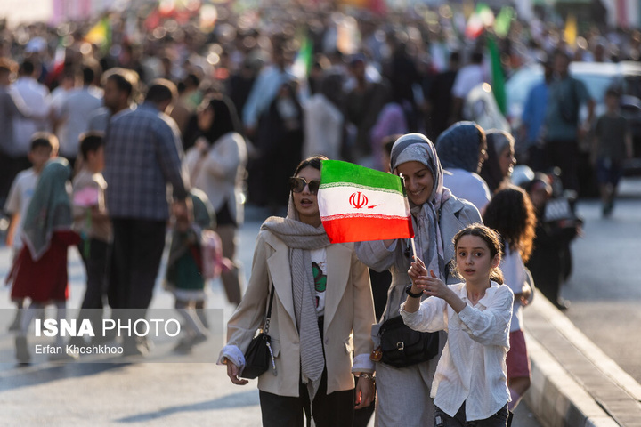 غدیر نماد اتحاد و همدلی؛ مهمانی ۱۰ کیلومتری غدیر - تهران /۲