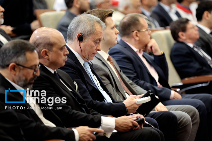 بزرگداشت روز جهانی کودکان قربانی جنگ