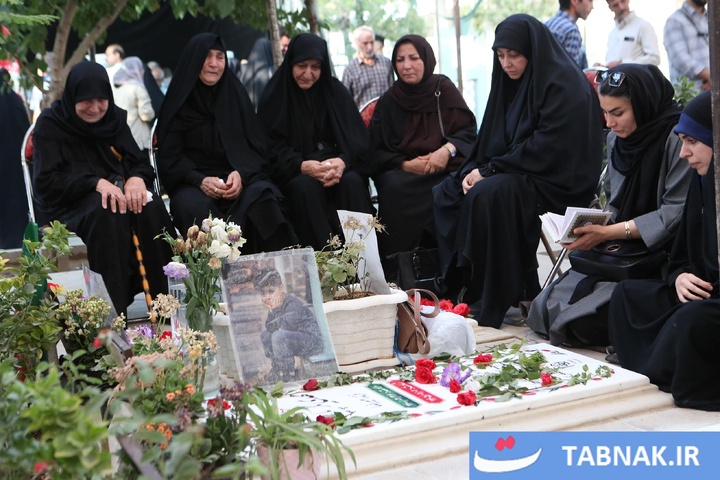 نخستین سالگرد شهادت شهدای جنگ ۱۲ روزه در بهشت زهرا(س)