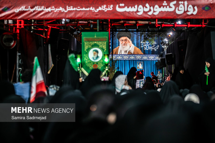 مناجات و توسل به امام زمان(عج) در سوگ رهبر شهید انقلاب