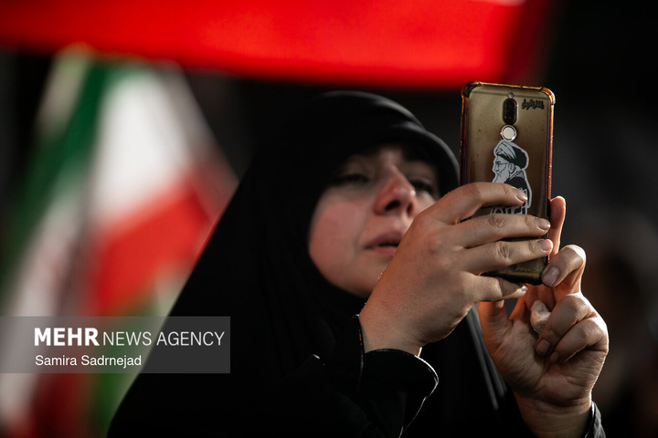 مناجات و توسل به امام زمان(عج) در سوگ رهبر شهید انقلاب