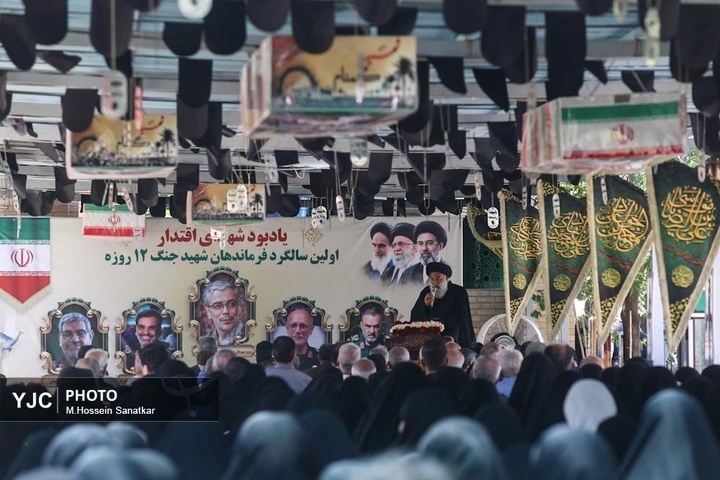 آیین بزرگداشت سالگرد شهادت فرماندهان شهید و شهدای اقتدار ایران در جنگ تحمیلی ۱۲ روزه
