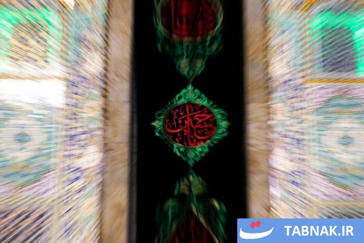 در آستانه ماه محرم؛ حرم امام (حسین علیه السلام)  سیاه‌پوش شد
