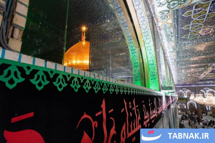 در آستانه ماه محرم؛ حرم امام (حسین علیه السلام)  سیاه‌پوش شد