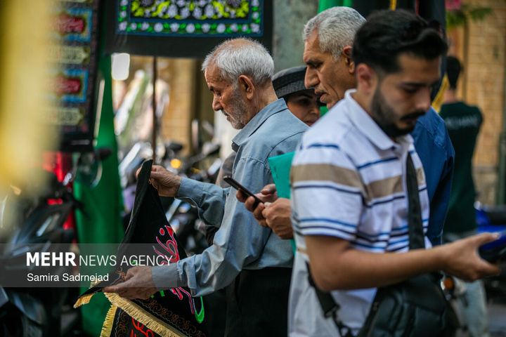 بازار سیاهی‌فروشی تهران در آستانه محرم