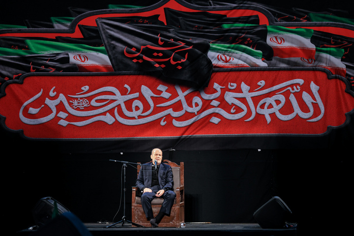 عزاداری شب سوم ماه محرم در میدان انقلاب تهران