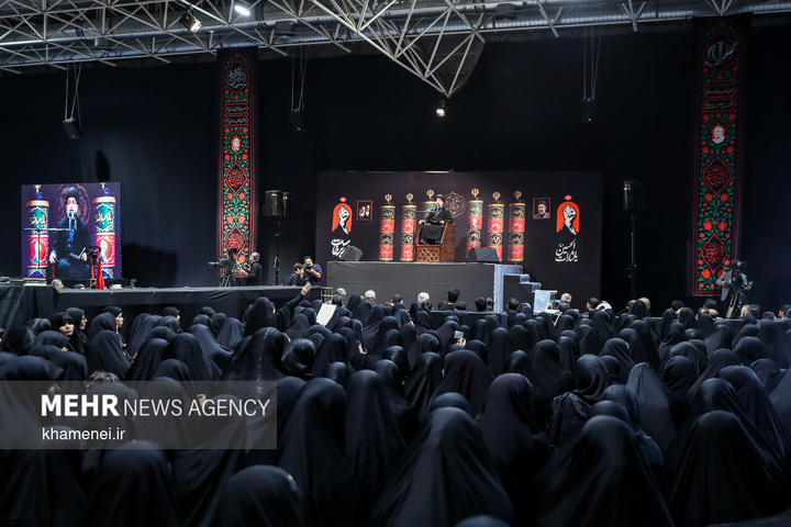 مراسم عزاداری ماه محرم در جوار محل عروج ملکوتی قائد شهید