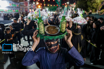 مراسم سنتی سینی گردانی حضرت قاسم (علیه السلام) در مشهد