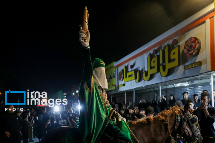 مراسم سنتی سینی گردانی حضرت قاسم (علیه السلام) در مشهد