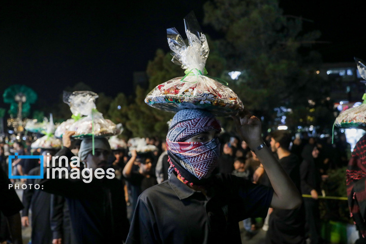 مراسم سنتی سینی گردانی حضرت قاسم (علیه السلام) در مشهد
