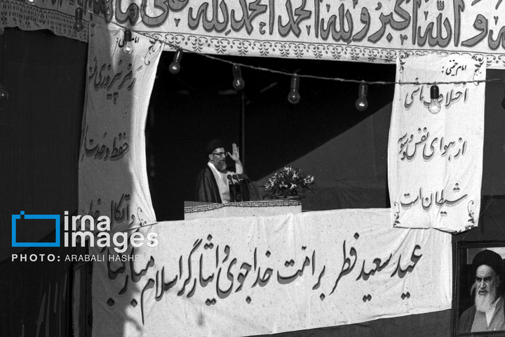 روایت تصویری رهبری آیت‌الله سید علی خامنه‌ای (۱۳۶۸ - ۱۳۷۲)