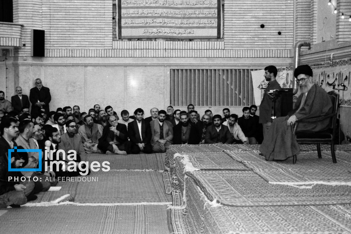 روایت تصویری رهبری آیت‌الله سید علی خامنه‌ای (۱۳۶۸ - ۱۳۷۲)