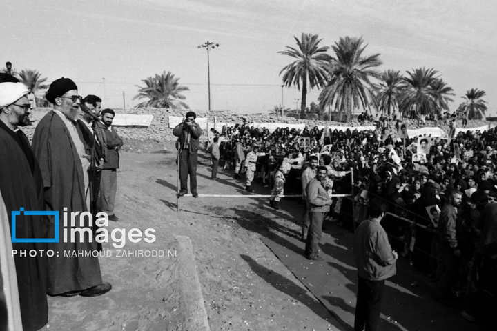 روایت تصویری رهبری آیت‌الله سید علی خامنه‌ای (۱۳۶۸ - ۱۳۷۲)