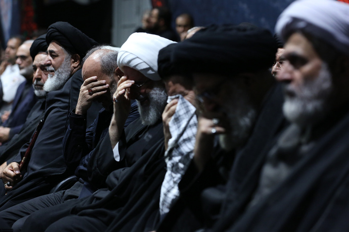 مراسم وداع با رهبر شهید انقلاب اسلامی در جوار حسینیه امام خمینی (ره)
