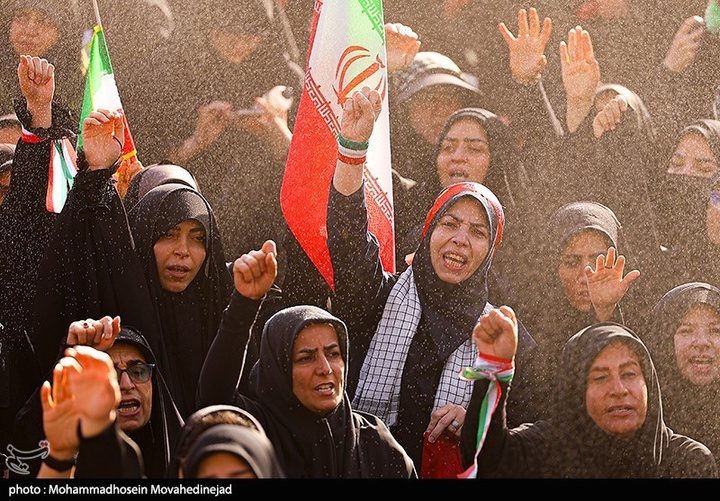 مراسم اقامه نماز بر پیکر امام شهید امت