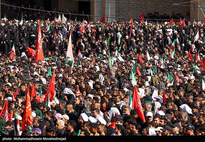 مراسم اقامه نماز بر پیکر امام شهید امت