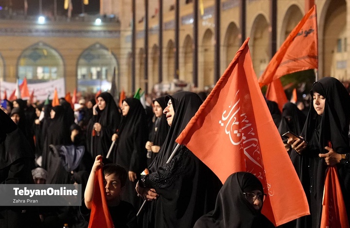 مصلی تهران ساعاتی پیش از اقامه نماز بر پیکر آقای شهید ایران
