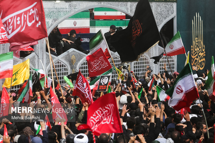 تشییع پیکر مطهر رهبر شهید انقلاب در قم - ۱