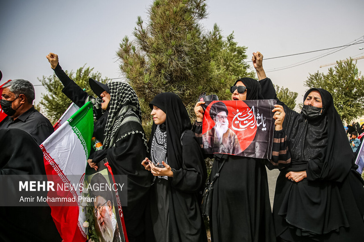 تشییع پیکر مطهر رهبر شهید انقلاب در قم - ۲
