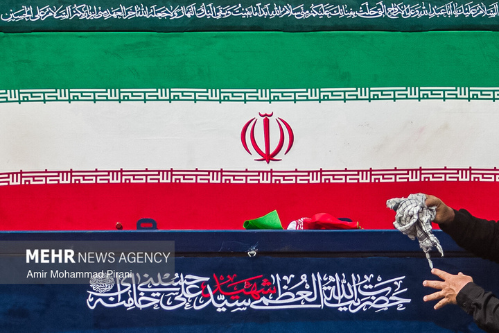تشییع پیکر مطهر رهبر شهید انقلاب در قم - ۲