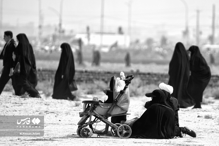 قم، غرق در سوگ؛ بدرقه باشکوه رهبر شهید انقلاب در میان خیل عزاداران