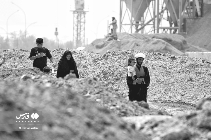 قم، غرق در سوگ؛ بدرقه باشکوه رهبر شهید انقلاب در میان خیل عزاداران