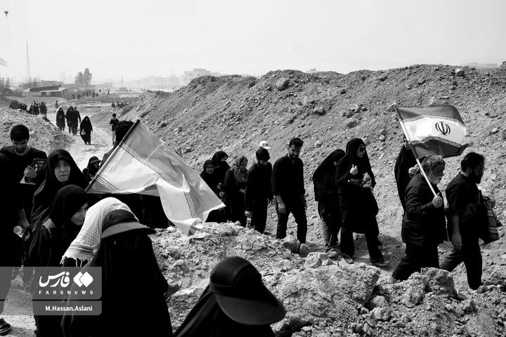 قم، غرق در سوگ؛ بدرقه باشکوه رهبر شهید انقلاب در میان خیل عزاداران