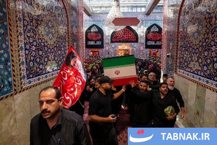 طواف پیکر شهدای خانواده رهبر شهید در جوار ضریح امام علی (علیه السلام)، سیدالشهدا (علیه السلام) و حضرت عباس (علیه السلام)