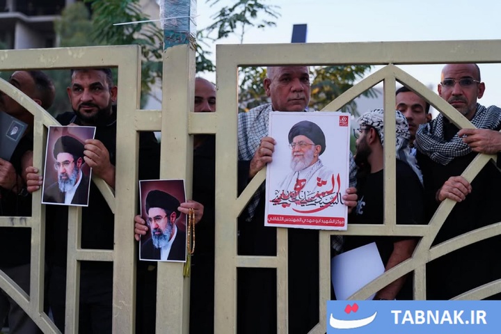 تشییع رهبر شهید ایران در نجف اشرف