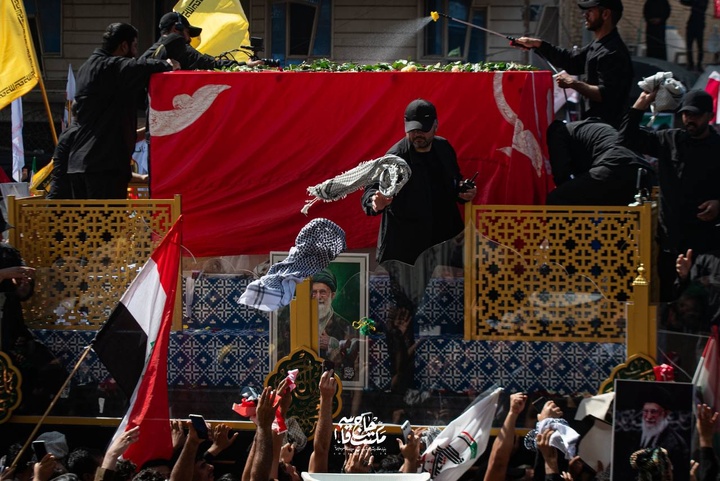 تشییع پیکر مطهر امام مجاهد شهید، حضرت آیت‌الله سیدعلی خامنه‌ای در نجف اشرف