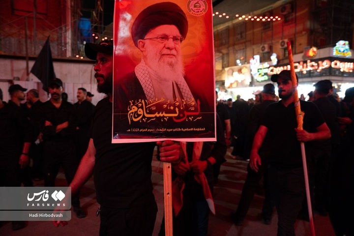 تصاویر عکاس اعزامی فارس به کربلا از تشییع باشکوه پیکر مطهر رهبر شهید شیعیان جهان در بین‌الحرمین