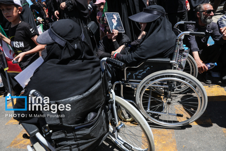 تشییع پیکر مطهر رهبر شهید انقلاب در مشهد - ۱