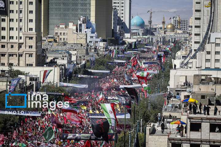 تشییع پیکر مطهر رهبر شهید انقلاب در مشهد - ۲