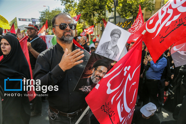 تشییع پیکر مطهر رهبر شهید انقلاب در مشهد - ۲